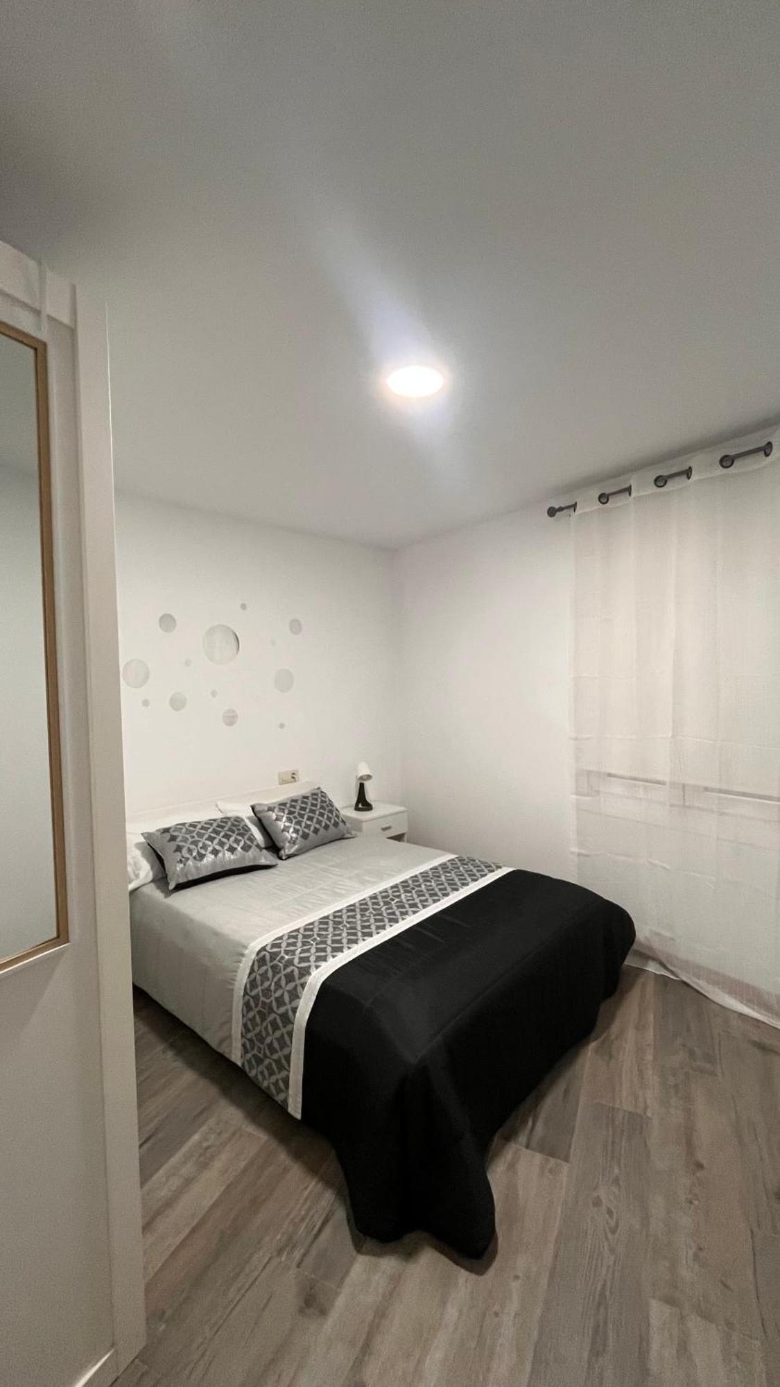 La De Fredyy - Tres Marias Apartments Redondela Eksteriør billede